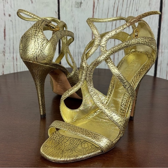ALEXANDER MCQUEEN distressed crackled Gold leather gladiator strappy sandals 8 - Picture 16 of 17